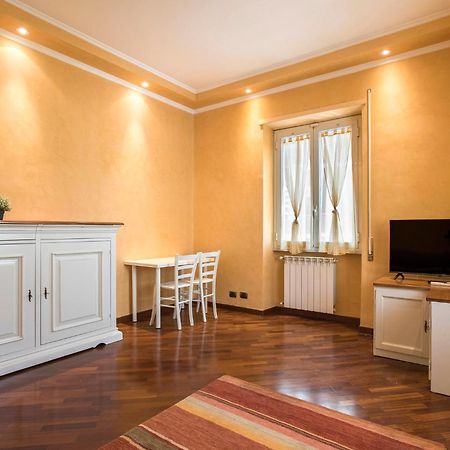 A Poche Fermate Dal Centro - Design Home Roma Esterno foto